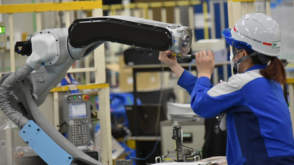 办公室RPA机器人 高效助手还是潜在威胁？